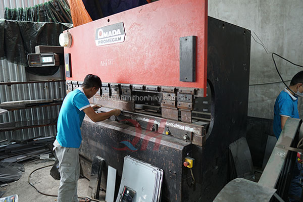 Xưởng sản xuất cơ khí Quang Huy
