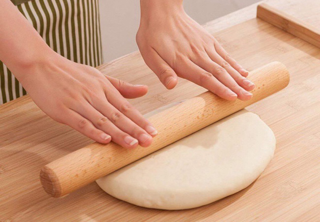 Cán bột làm bánh Cán bột làm bánh, cán bột