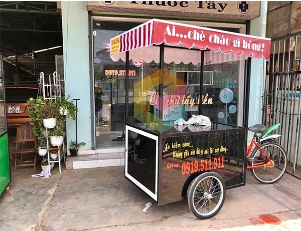 xe đạp bán đồ ăn vặt