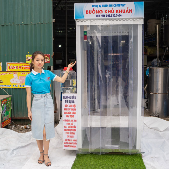 Quang Huy nhận đặt buồng khử khuẩn toàn thân trên Toàn quốc