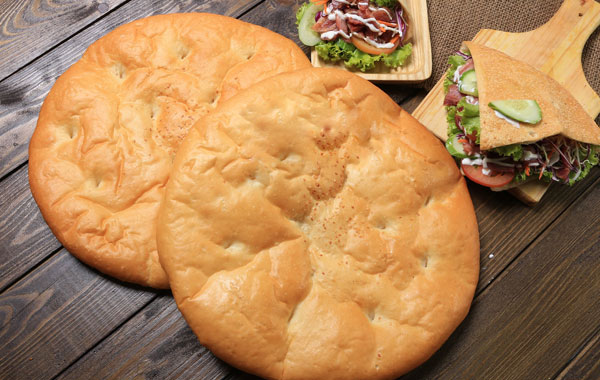 Chi tiết cách làm vỏ bánh mì Doner Kebab tam giác
