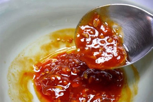 Nước sốt bánh mì thịt nướng nóng hổi