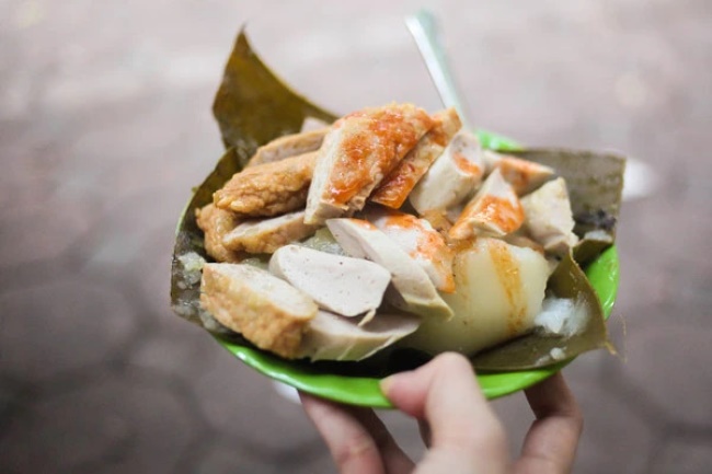 Tặng kèm thêm đồ ăn