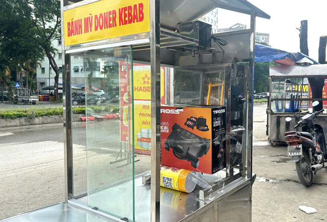 Gi&aacute; tăng giảm theo phụ kiện đi k&egrave;m