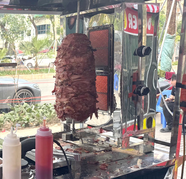 L&ograve; nướng thịt Doner Kebab